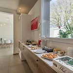 Πανσιόν Aurienzia 4*